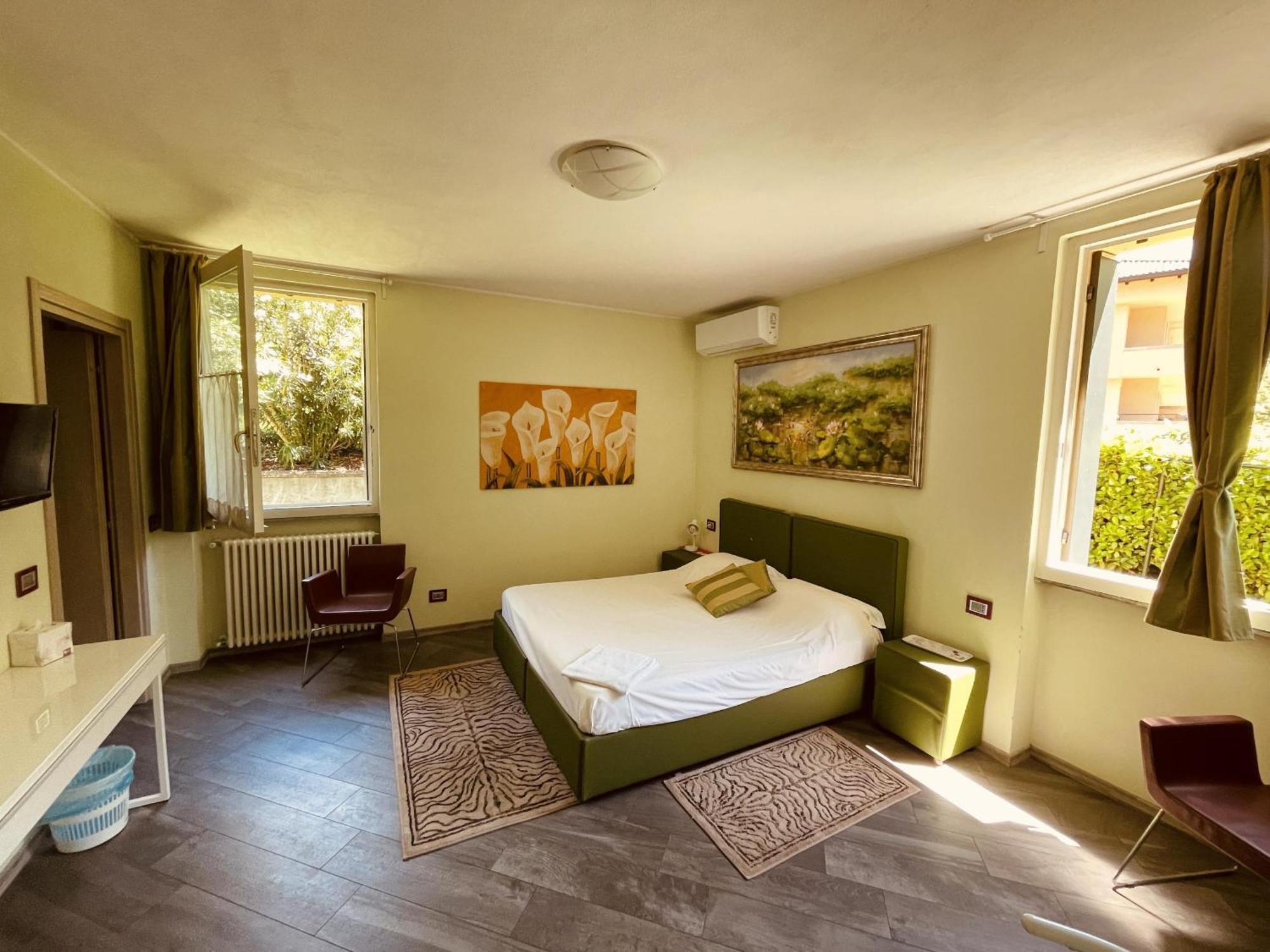 Montebello Lecco Zimmer foto